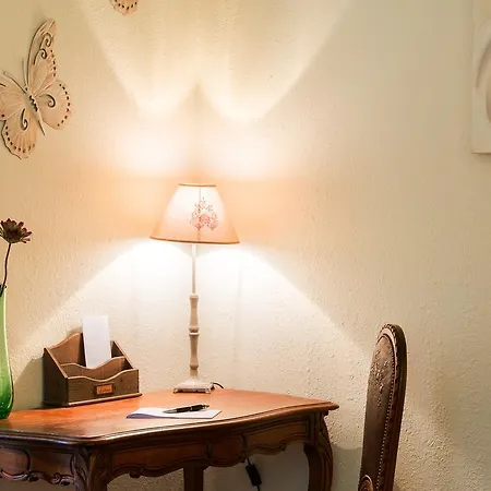 Le Logis Du Mas 3* 塞特港