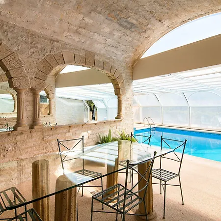 Le Logis Du Mas ベッド・アンド・ブレックファスト セット