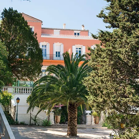 Le Logis Du Mas Bed & Breakfast